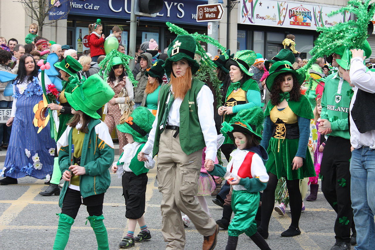 Ngày thánh Patrick, Ireland là một trong những lễ hội truyền thống ở Châu Âu