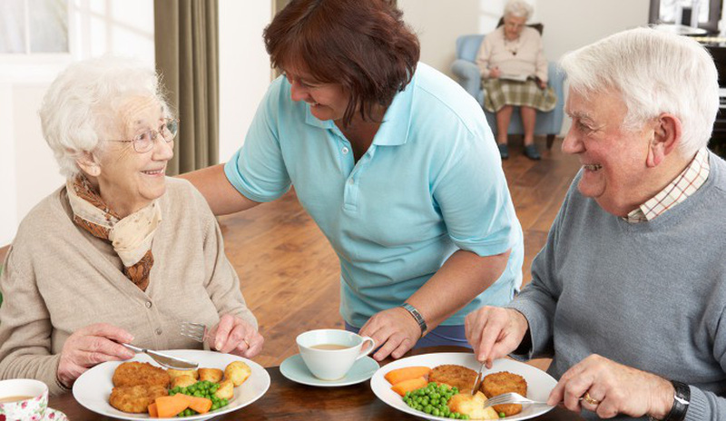Học lỏm chế độ dinh dưỡng dành cho người cao tuổi